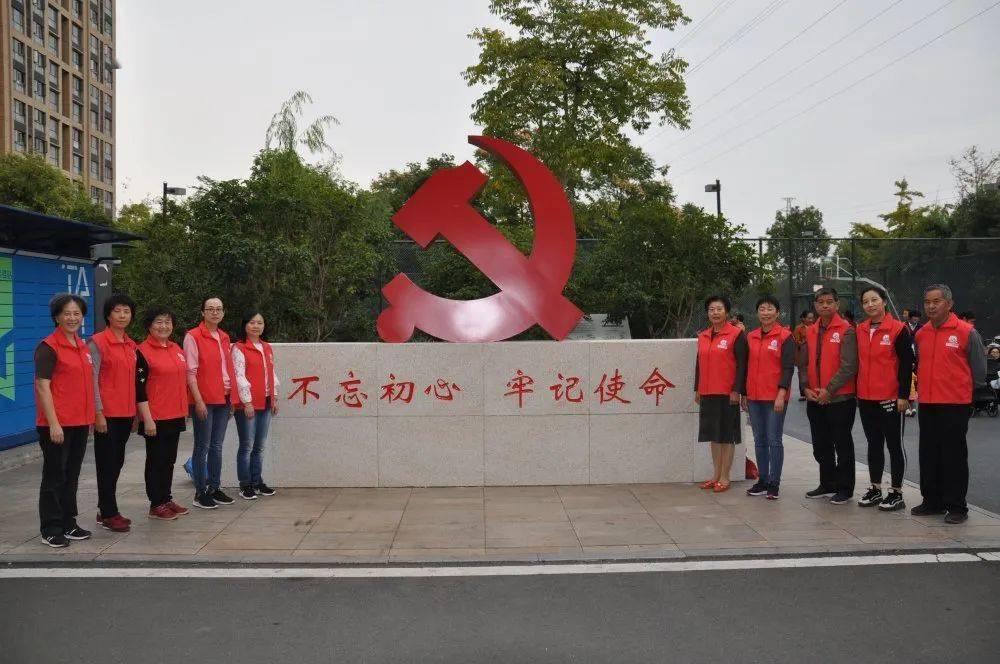 怎么让喜欢的男生给自己发生日祝福语?游戏画面