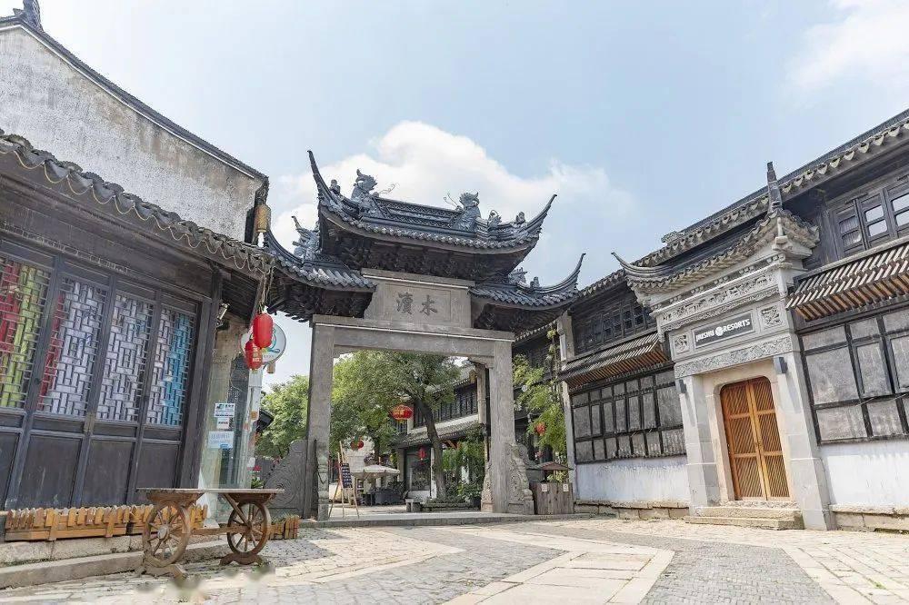从大学讲台转战农家书屋,这位89岁的退役老兵让书香弥漫山野乡村